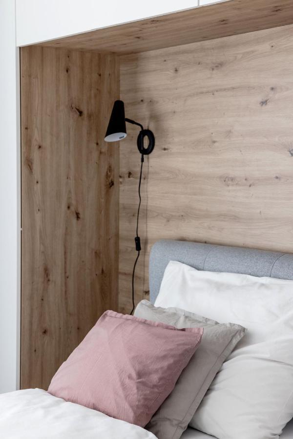 Walnut Tree Апартаменти *
